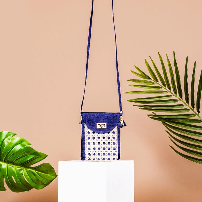 woven-rattan-crossbody-bag_7988