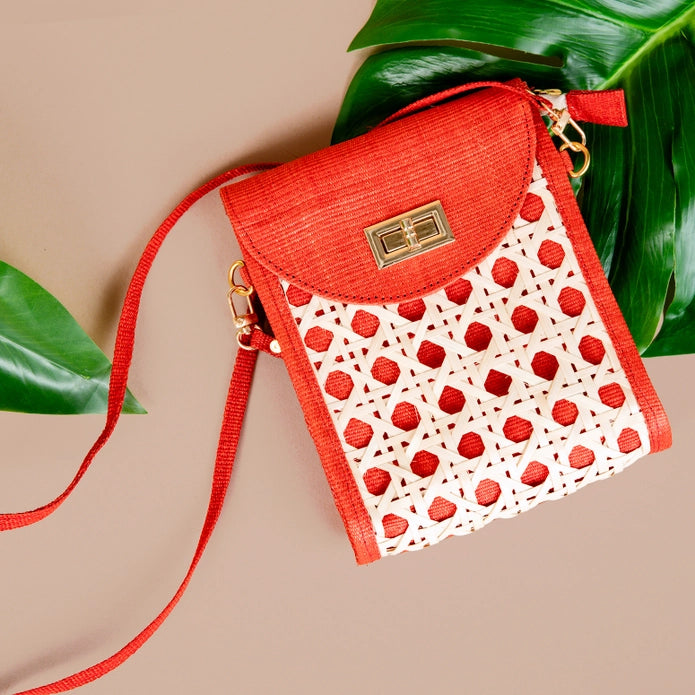 woven-rattan-crossbody-bag_7993