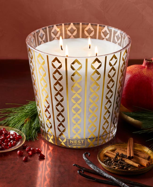 Classic Candle - Holiday - 8.1 oz