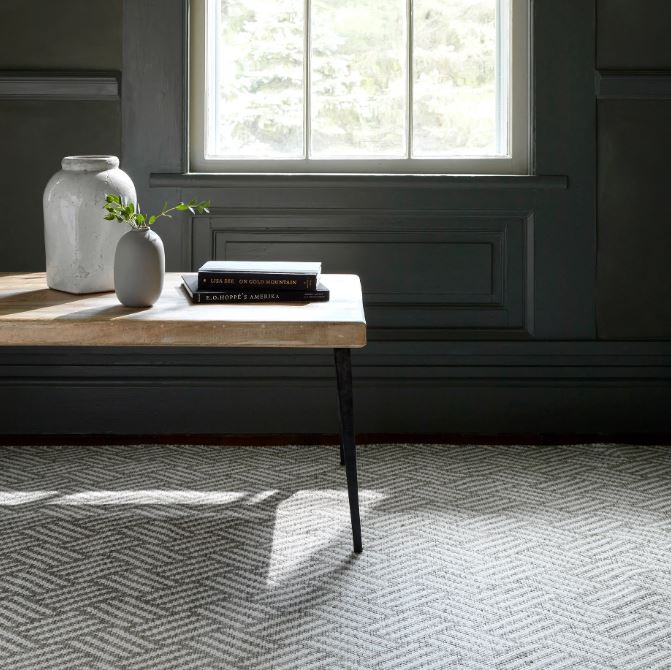 Crisscross Platinum Handwoven Indoor/Outdoor Rug