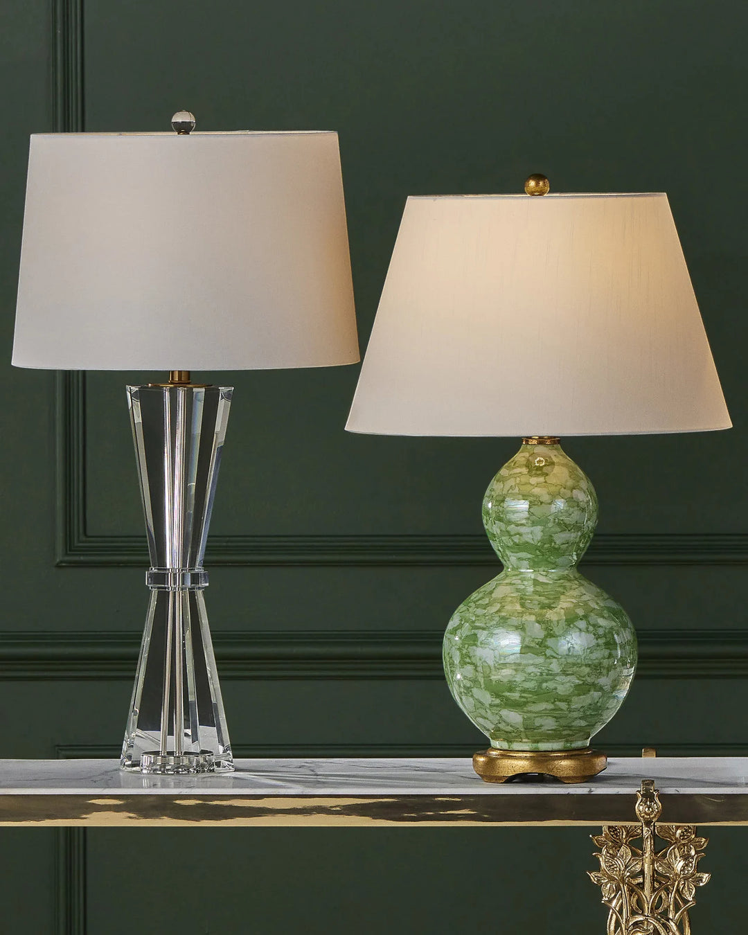 Hourglass Crystal Table Lamp