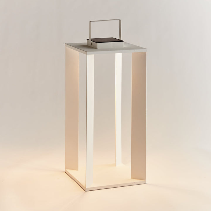 Hanley Solar Lantern 24"