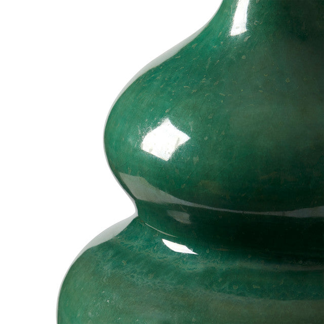 Maila Lamp with 16" Shade