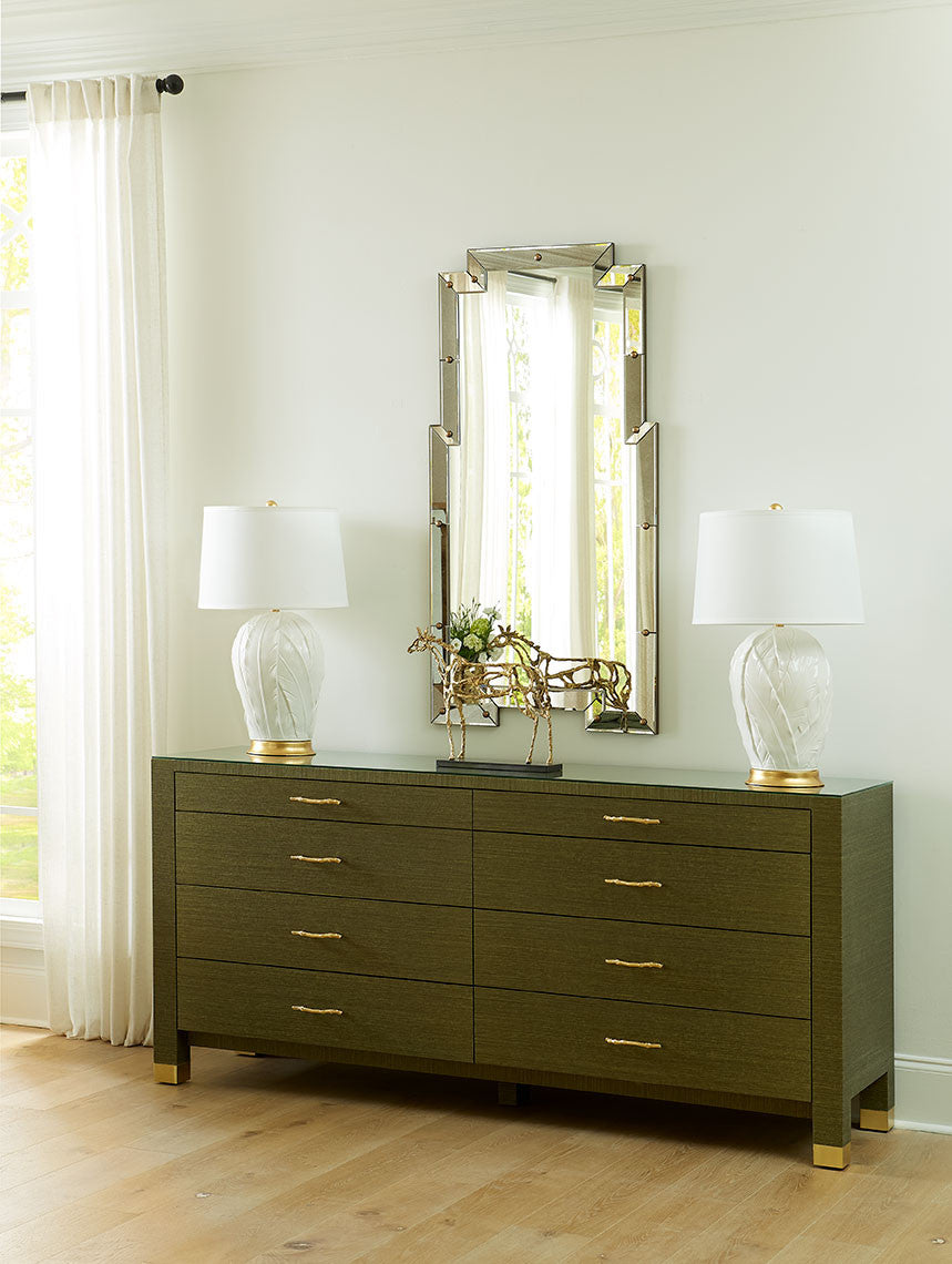 Tobacco Leaf Lamp with 17 Inch Shade