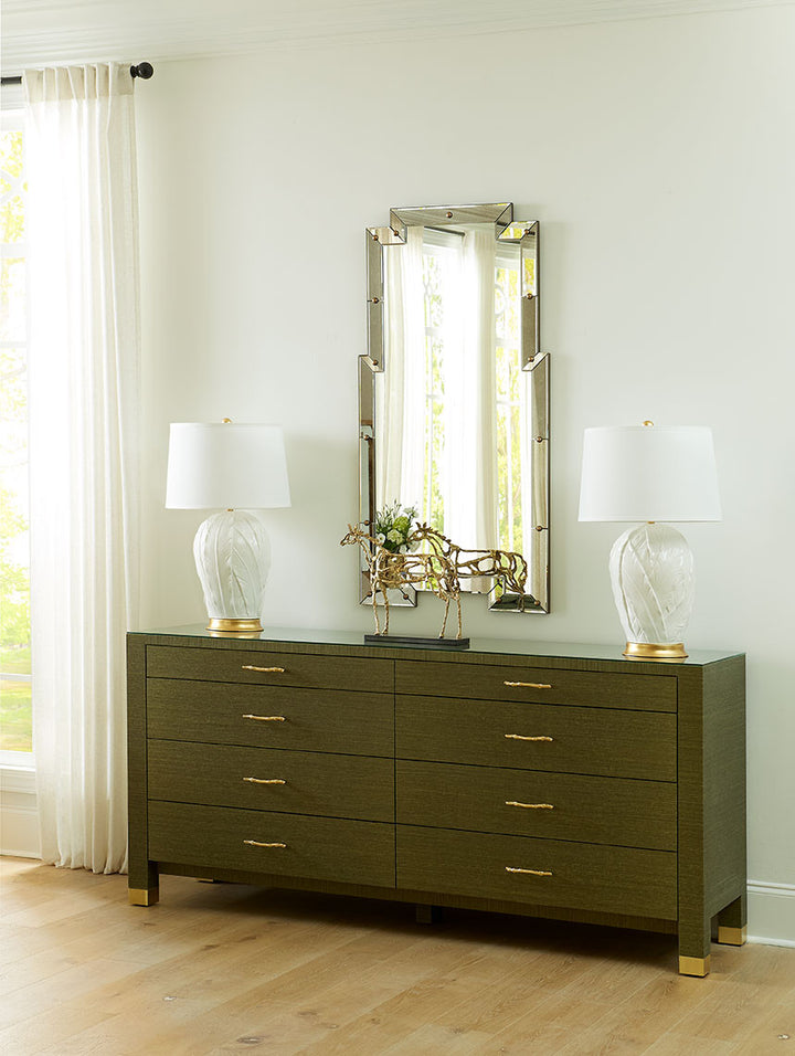 Tobacco Leaf Lamp with 17 Inch Shade