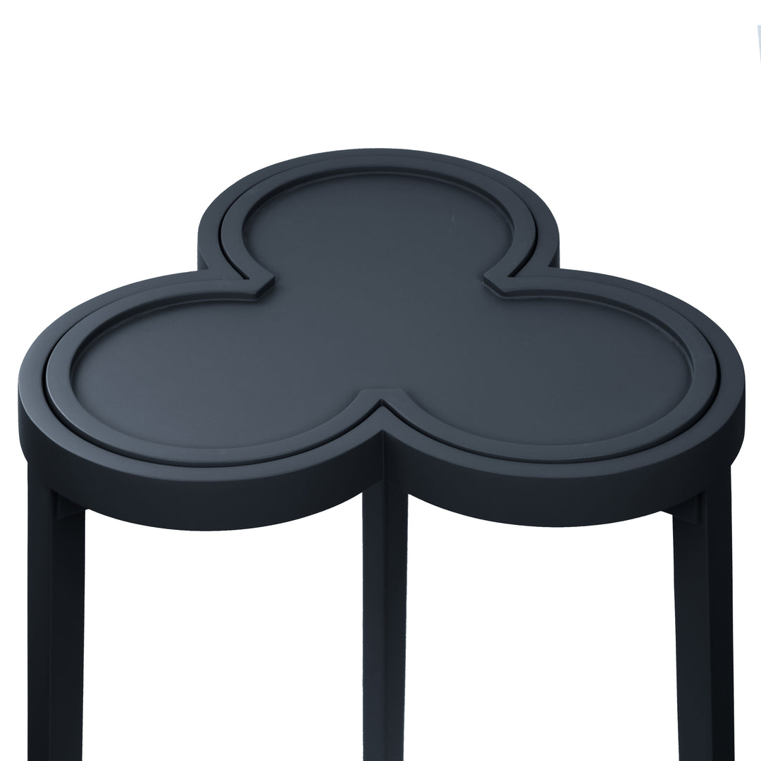 Clover Drinks Table