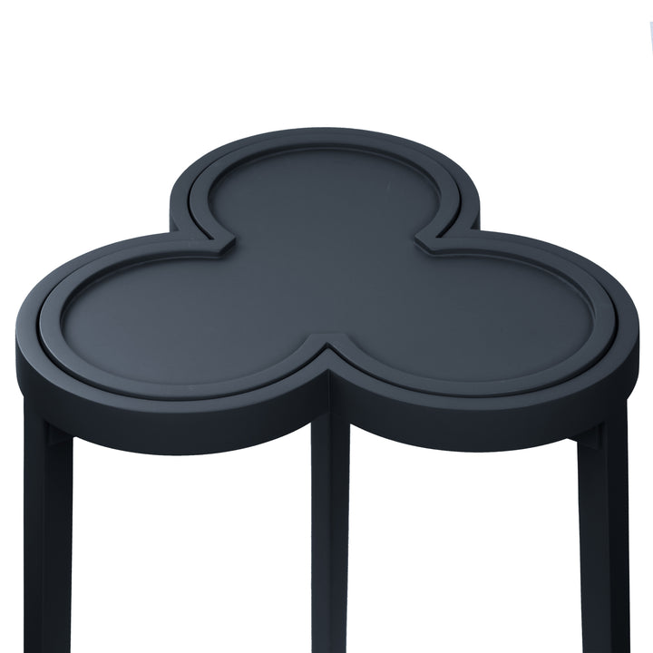 Clover Drinks Table
