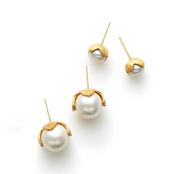 Penelope Pearl Stud
