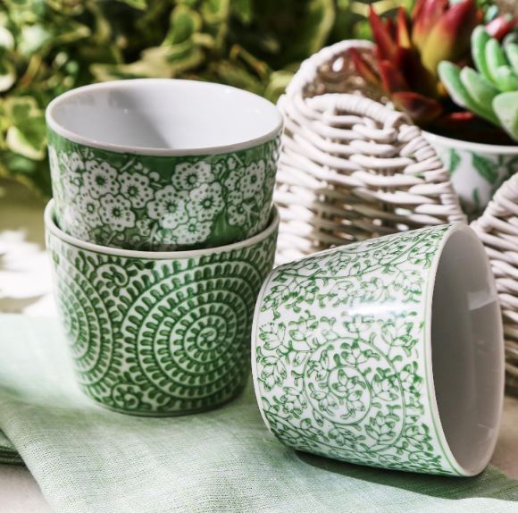 Countryside Green Cachepot- Asst.