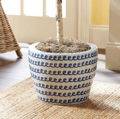 Dynasty Wave Planter